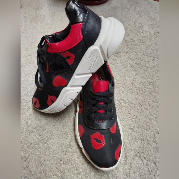 Love Moschino Shoes - best offer take it .Love Moschino Women's Sneakers